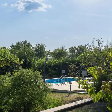 Attraktive Mit Privatem Pool By Interhome * Labin