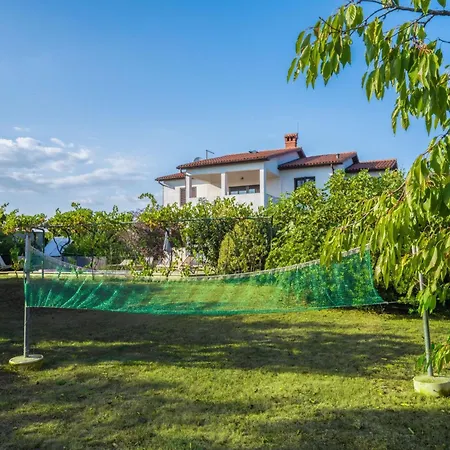 Attraktive Mit Privatem Pool By Interhome Apartman Labin